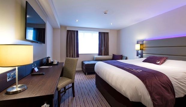 Premier Inn Ware Luaran gambar